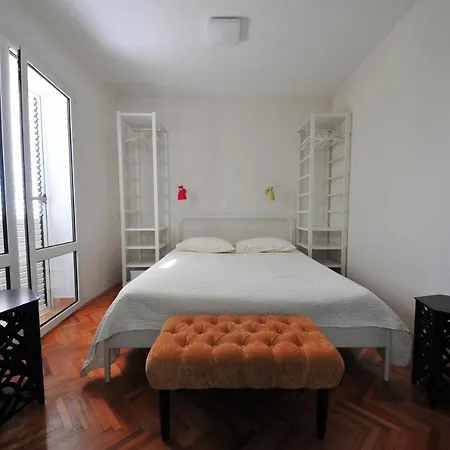 Double 5077a Pensiune 3*