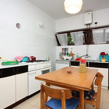 Double 5077a Pensiune 3*