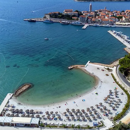 Double 5077a Pensiune 3*