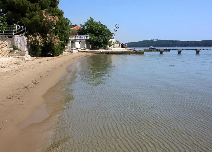 Double Banjol 5077a Gæstehus